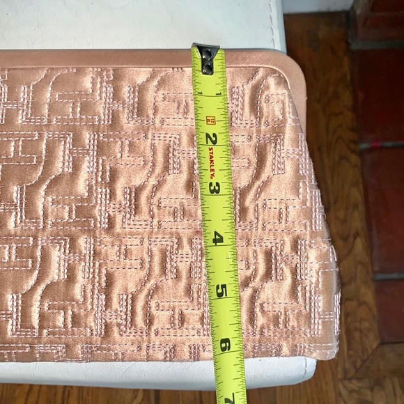 Herve Lager Silk Nude color clutch